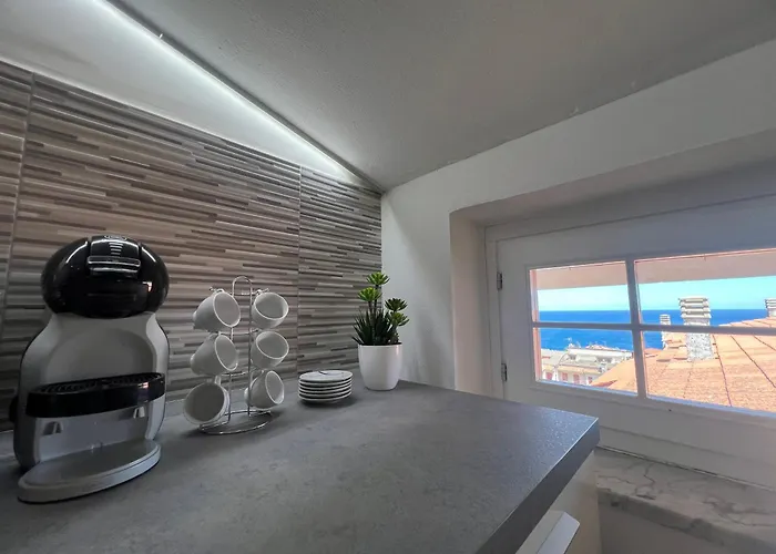 Santicelli 12 公寓 *