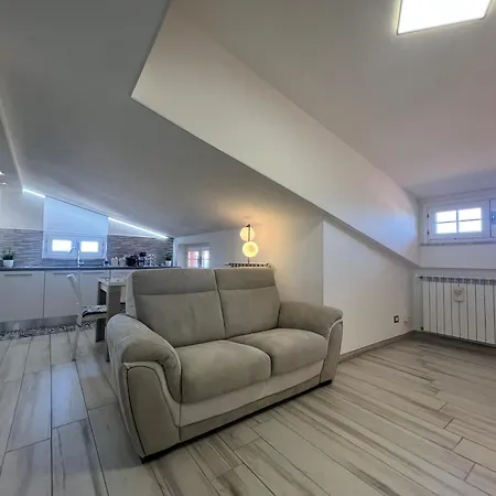 Apartament Santicelli 12