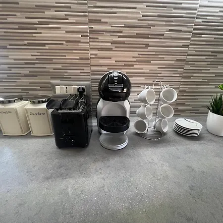 Santicelli 12 아파트