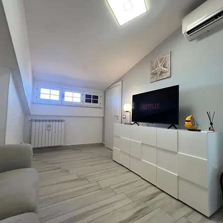 Santicelli 12 Soverato Marina