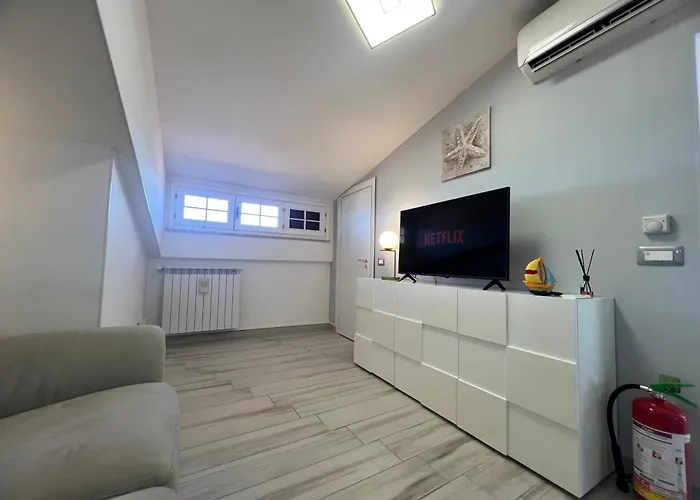 Santicelli 12 Soverato Marina